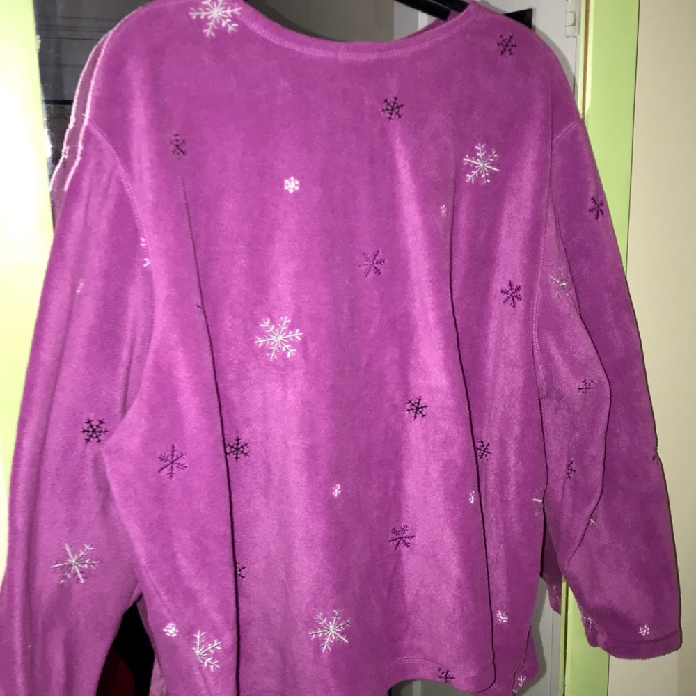 C&B Sweater - Picture 2 of 4
